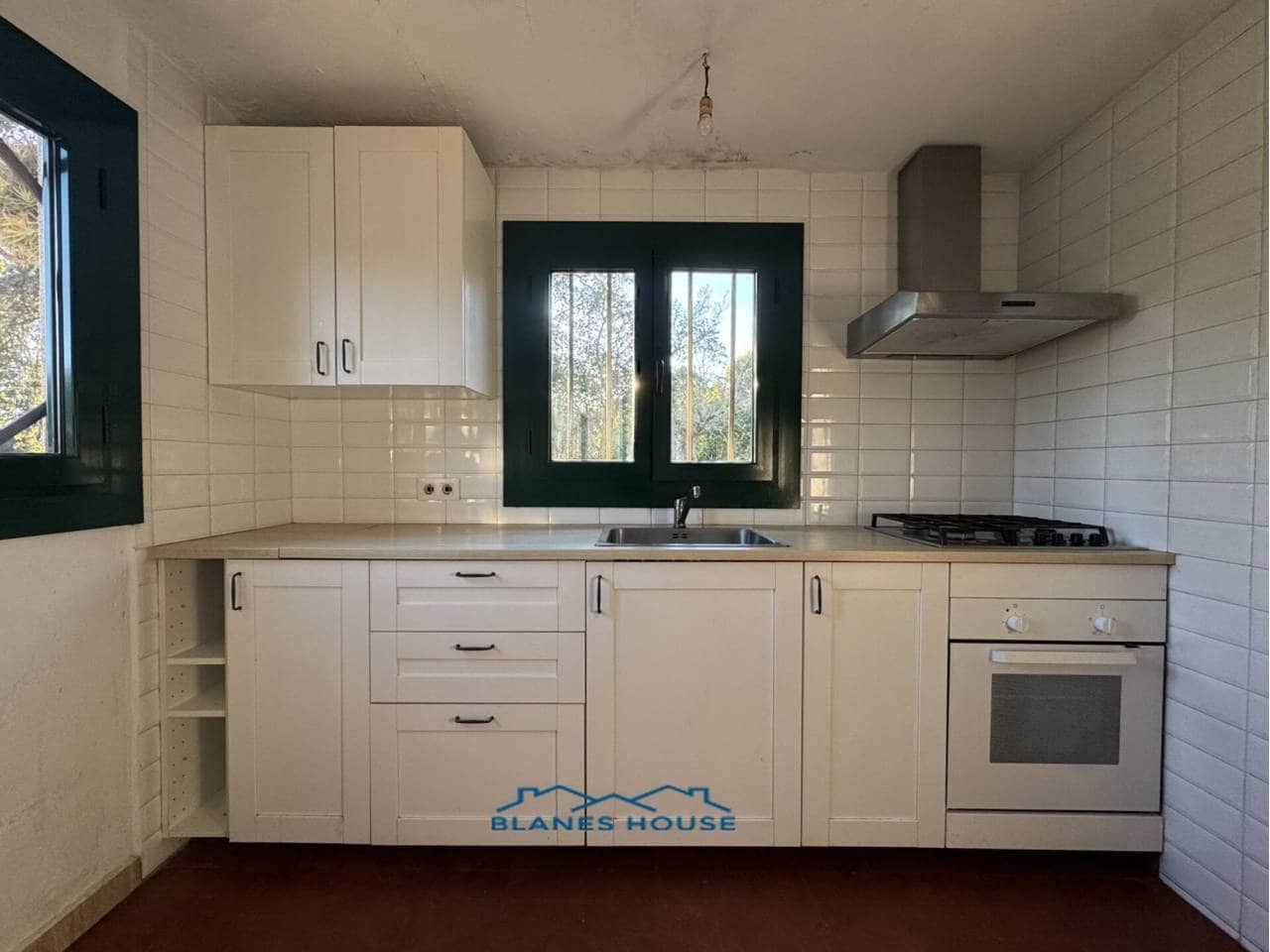 4 sovrum Finca/Hus på landet till salu i Tordera med garage - 475 000 € (Ref: 9421907)