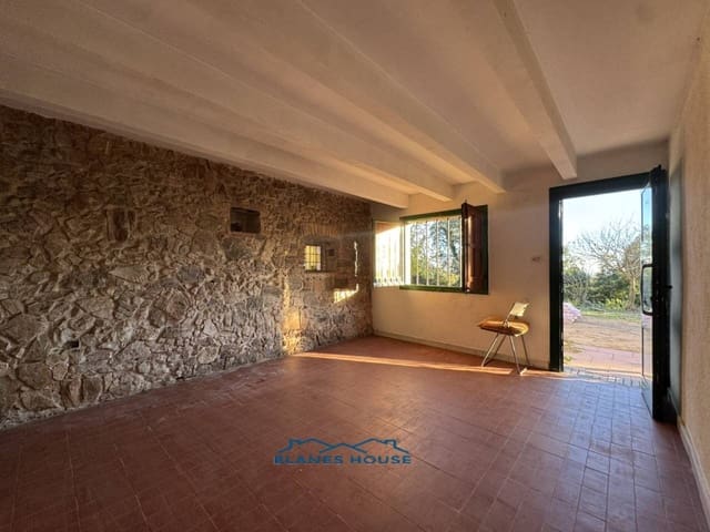 4 bedroom Finca/Country House for sale in Tordera with garage - € 475,000 (Ref: 9421907)
