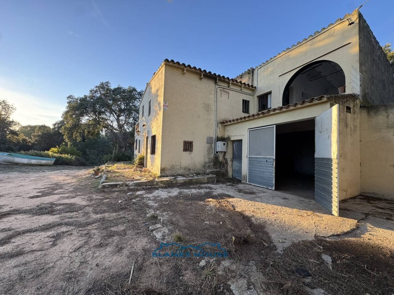 4 sovrum Finca/Hus på landet till salu i Tordera med garage - 475 000 € (Ref: 9421907)