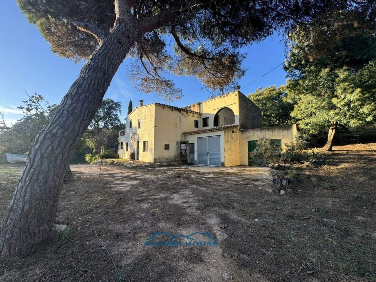 4 sovrum Finca/Hus på landet till salu i Tordera med garage - 475 000 € (Ref: 9421907)