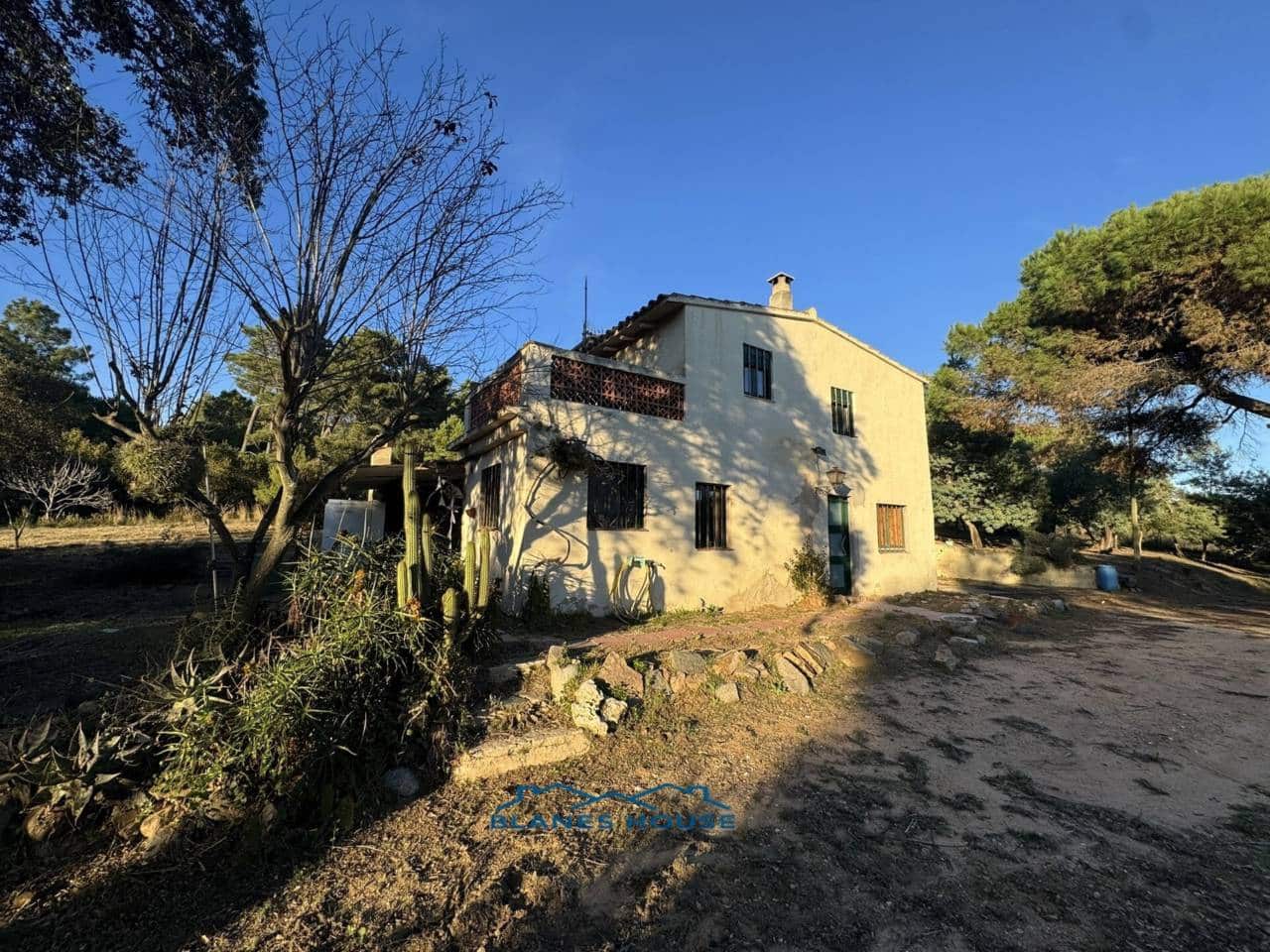 4 sovrum Finca/Hus på landet till salu i Tordera med garage - 475 000 € (Ref: 9421907)