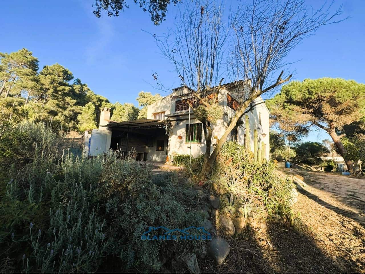 4 sovrum Finca/Hus på landet till salu i Tordera med garage - 475 000 € (Ref: 9421907)