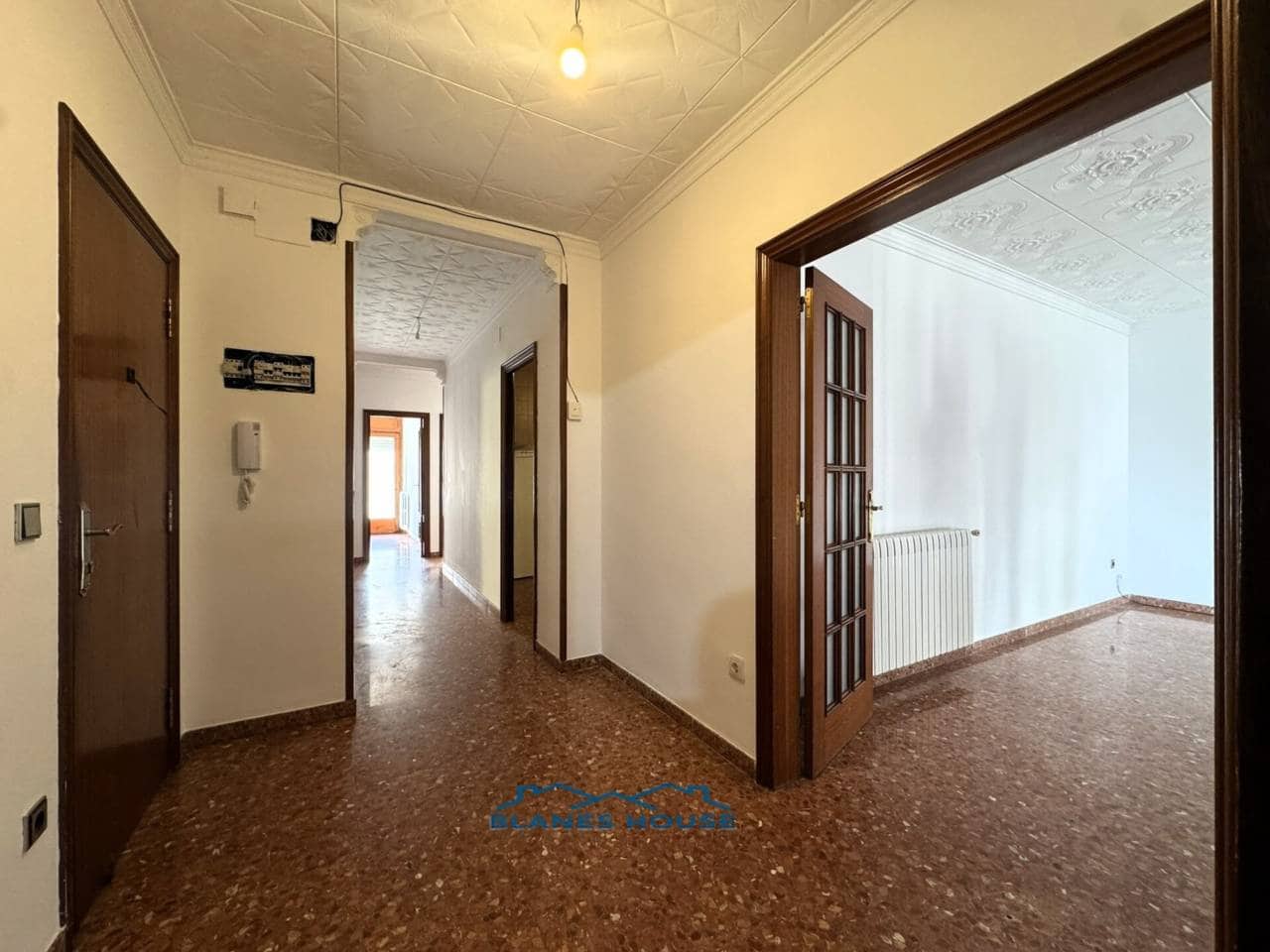 5 bedroom Flat for sale in Blanes - € 259,000 (Ref: 9421908)