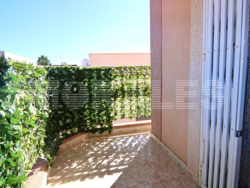 4 bedroom Semi-detached Villa for sale in Puerto de Mazarron - € 249,000 (Ref: 10102243)
