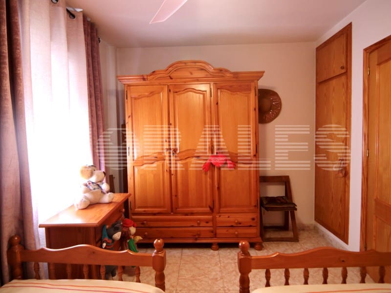 4 bedroom Semi-detached Villa for sale in Puerto de Mazarron - € 249,000 (Ref: 10102243)
