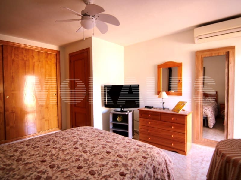 4 bedroom Semi-detached Villa for sale in Puerto de Mazarron - € 249,000 (Ref: 10102243)