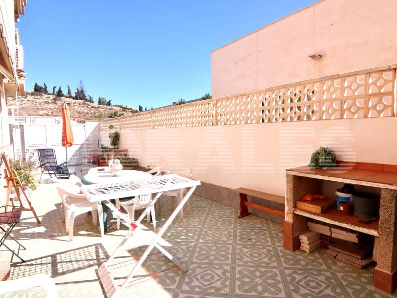 4 bedroom Semi-detached Villa for sale in Puerto de Mazarron - € 249,000 (Ref: 10102243)