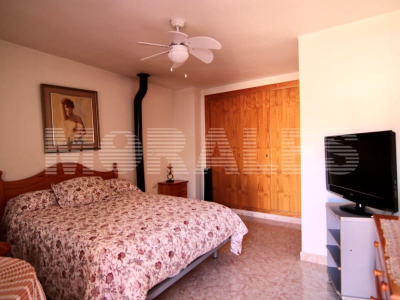 4 bedroom Semi-detached Villa for sale in Puerto de Mazarron - € 249,000 (Ref: 10102243)
