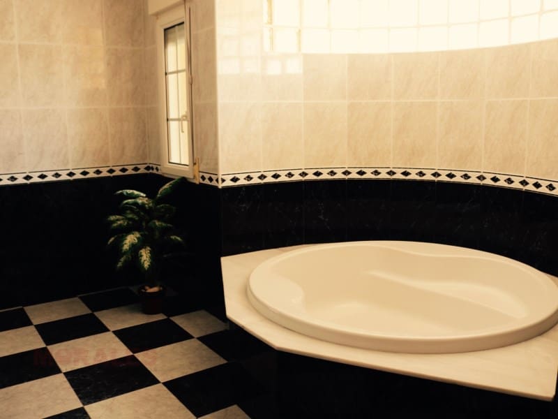 4 bedroom Villa for sale in Mazarron with garage - € 425,000 (Ref: 5186487)