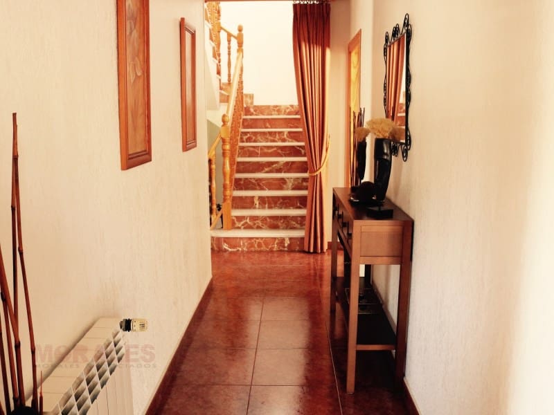 4 bedroom Villa for sale in Mazarron with garage - € 425,000 (Ref: 5186487)