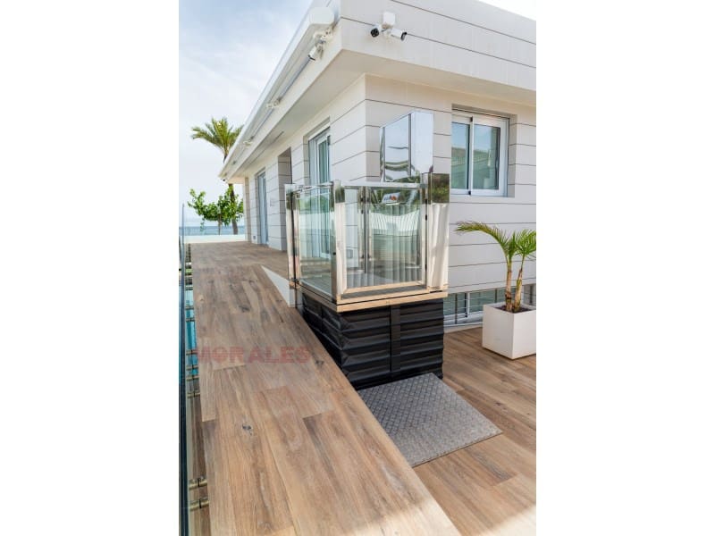 4 sypialnia Willa na sprzedaż w Puerto de Mazarron z basenem garażem - 1 500 000 € (Ref: 6601659)