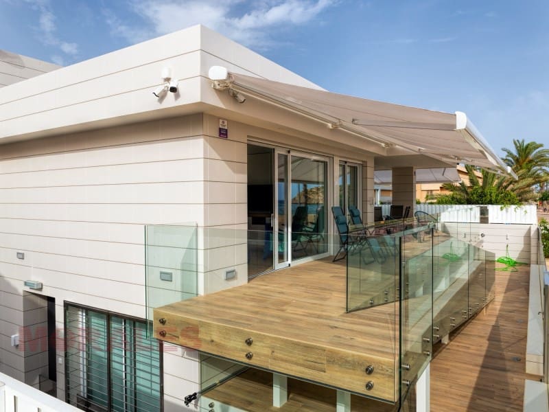 4 sypialnia Willa na sprzedaż w Puerto de Mazarron z basenem garażem - 1 500 000 € (Ref: 6601659)