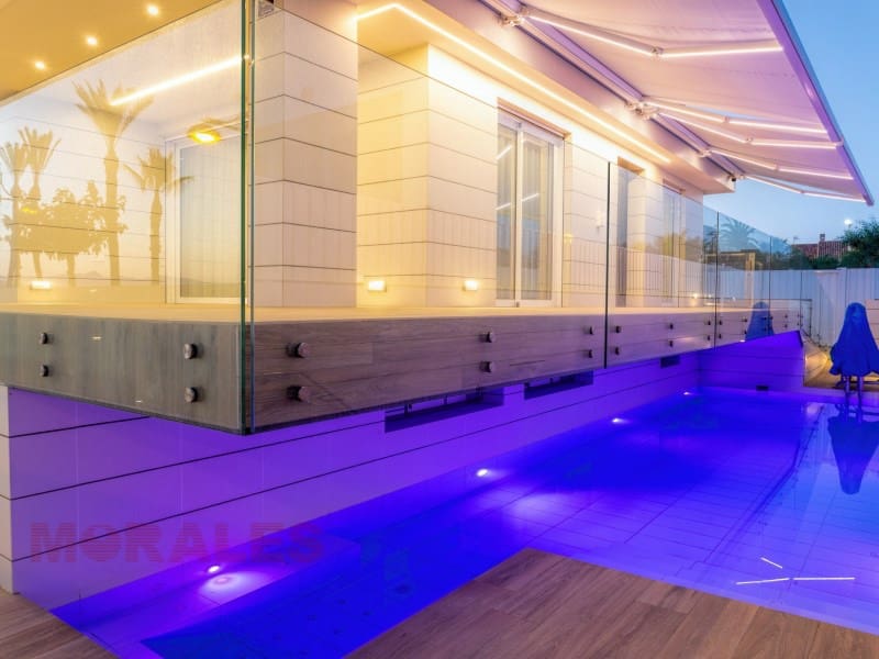 4 sypialnia Willa na sprzedaż w Puerto de Mazarron z basenem garażem - 1 500 000 € (Ref: 6601659)