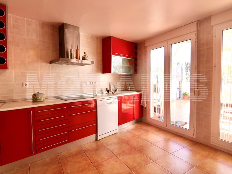 4 soveværelse Lejlighed til salg i Isla Plana med garage - € 190.000 (Ref: 7295927)