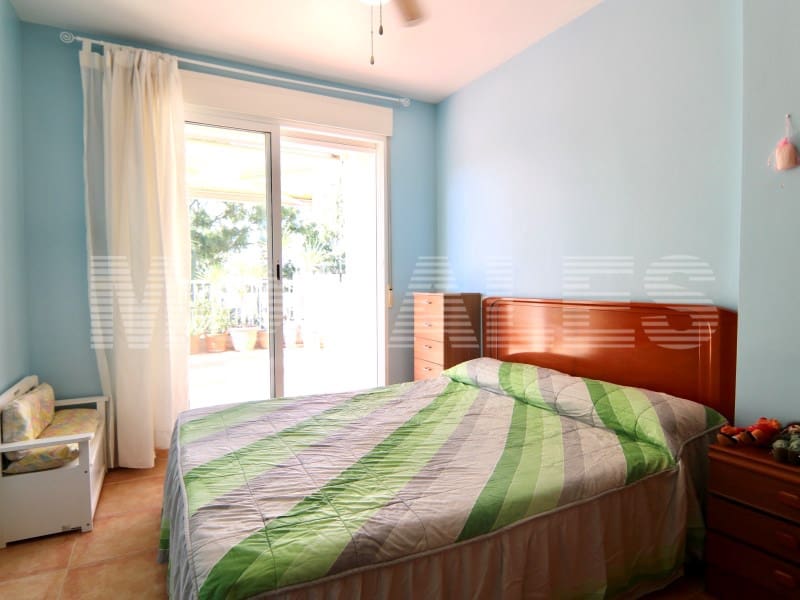 4 soveværelse Lejlighed til salg i Isla Plana med garage - € 190.000 (Ref: 7295927)