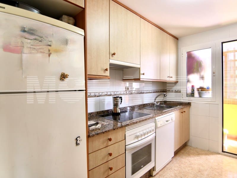 2 soveværelse Lejlighed til salg i Puerto de Mazarron med garage - € 155.000 (Ref: 7759651)