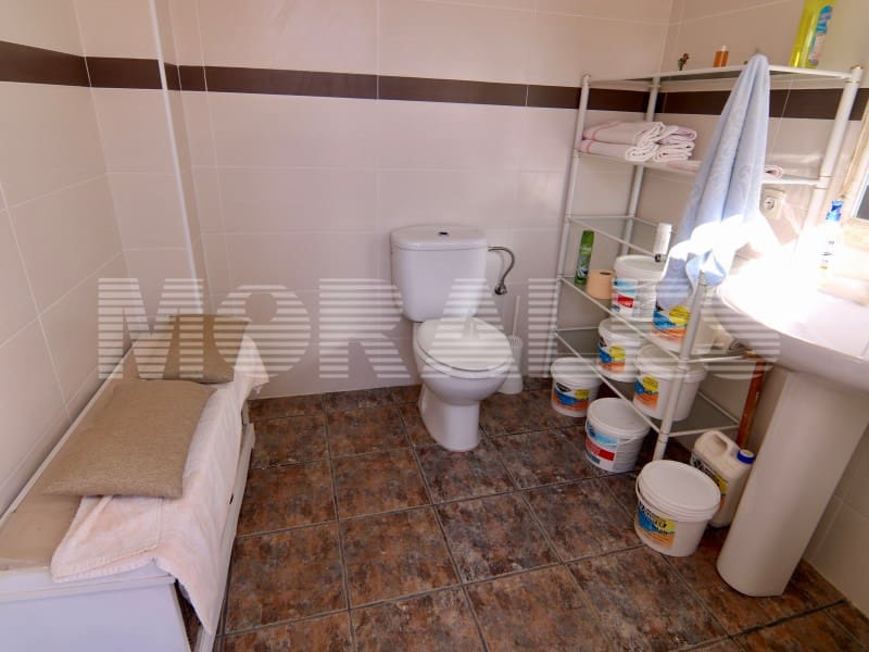 5 bedroom Villa for sale in Mazarron with garage - € 535,000 (Ref: 7981136)