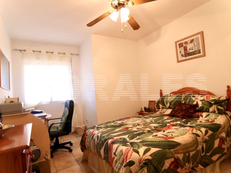 5 bedroom Villa for sale in Mazarron with garage - € 535,000 (Ref: 7981136)