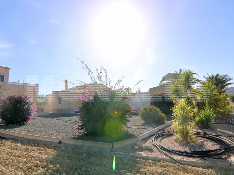 5 bedroom Villa for sale in Mazarron with garage - € 535,000 (Ref: 7981136)