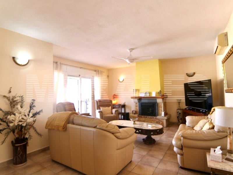 5 bedroom Villa for sale in Mazarron with garage - € 535,000 (Ref: 7981136)