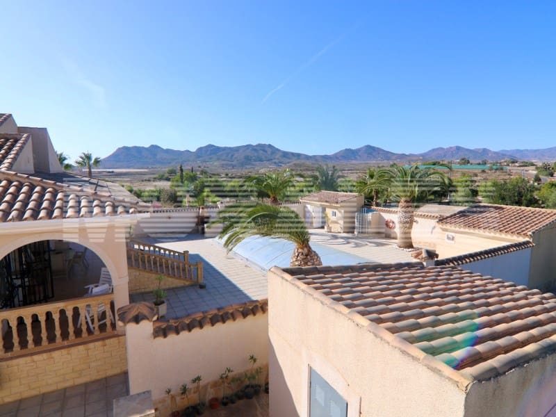 5 bedroom Villa for sale in Mazarron with garage - € 535,000 (Ref: 7981136)