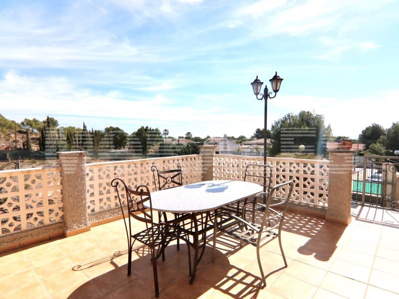 7 bedroom Villa for sale in Totana with garage - € 460,000 (Ref: 8243904)