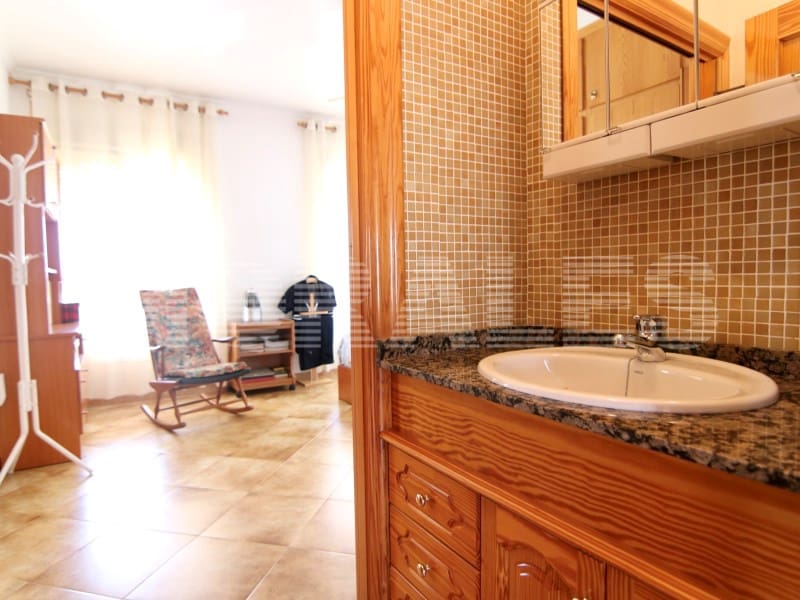 7 bedroom Villa for sale in Totana with garage - € 460,000 (Ref: 8243904)