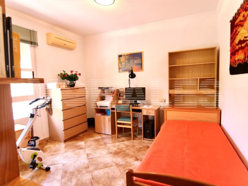 7 bedroom Villa for sale in Totana with garage - € 460,000 (Ref: 8243904)