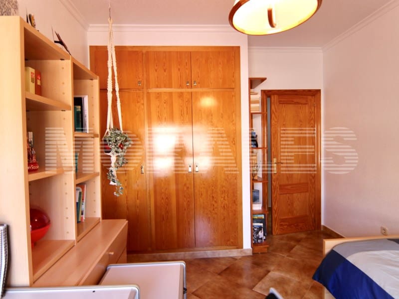 7 bedroom Villa for sale in Totana with garage - € 460,000 (Ref: 8243904)