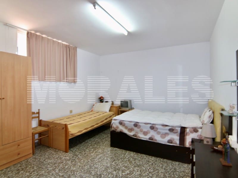 7 bedroom Villa for sale in Totana with garage - € 460,000 (Ref: 8243904)