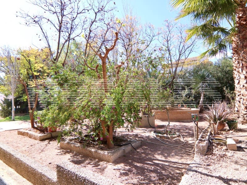 7 bedroom Villa for sale in Totana with garage - € 460,000 (Ref: 8243904)