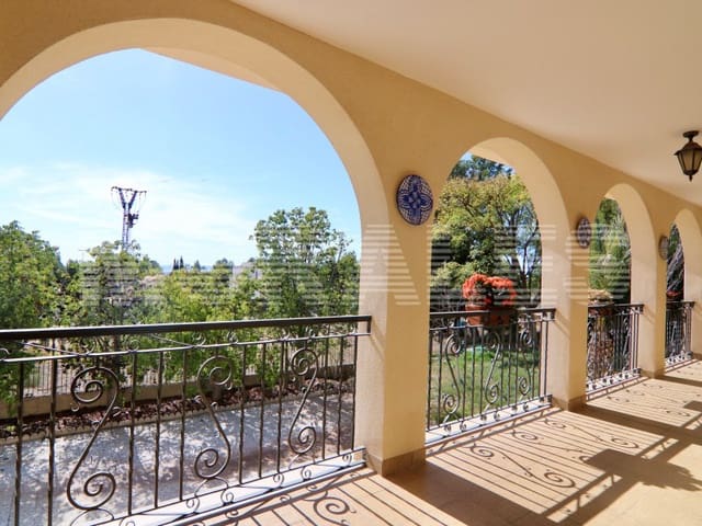 7 bedroom Villa for sale in Totana with garage - € 460,000 (Ref: 8243904)