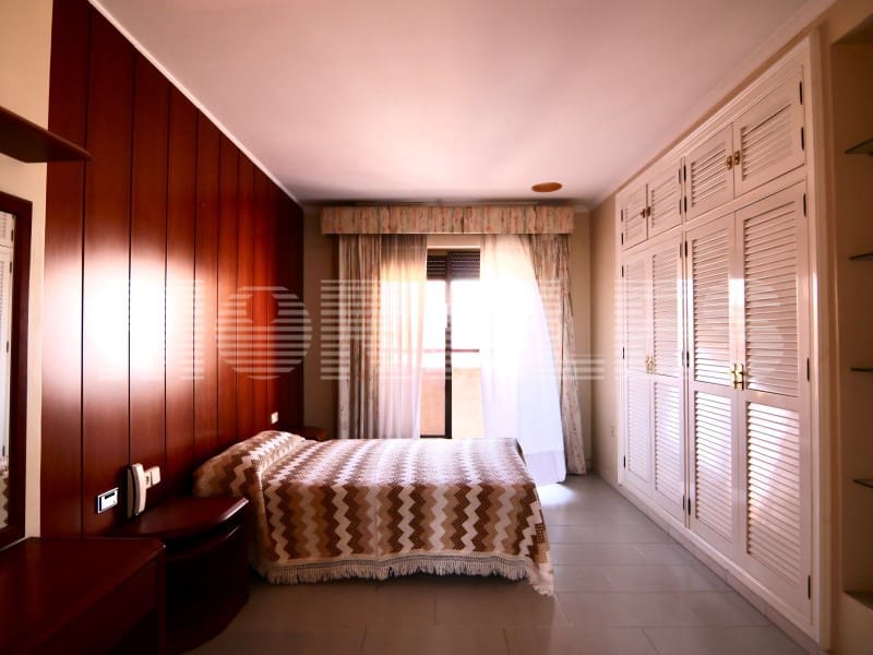 4 soveværelse Lejlighed til salg i Puerto de Mazarron med garage - € 200.000 (Ref: 8836856)