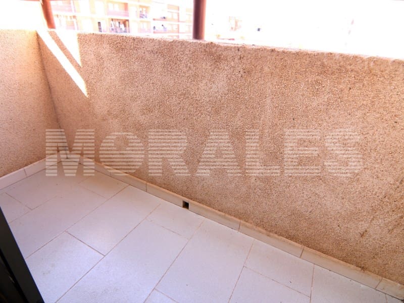 4 soveværelse Lejlighed til salg i Puerto de Mazarron med garage - € 200.000 (Ref: 8836856)