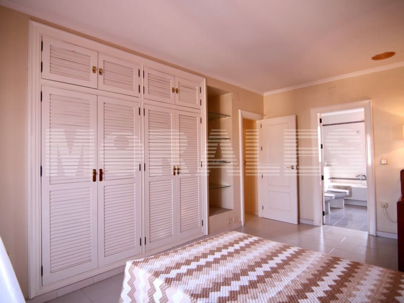 4 soveværelse Lejlighed til salg i Puerto de Mazarron med garage - € 200.000 (Ref: 8836856)