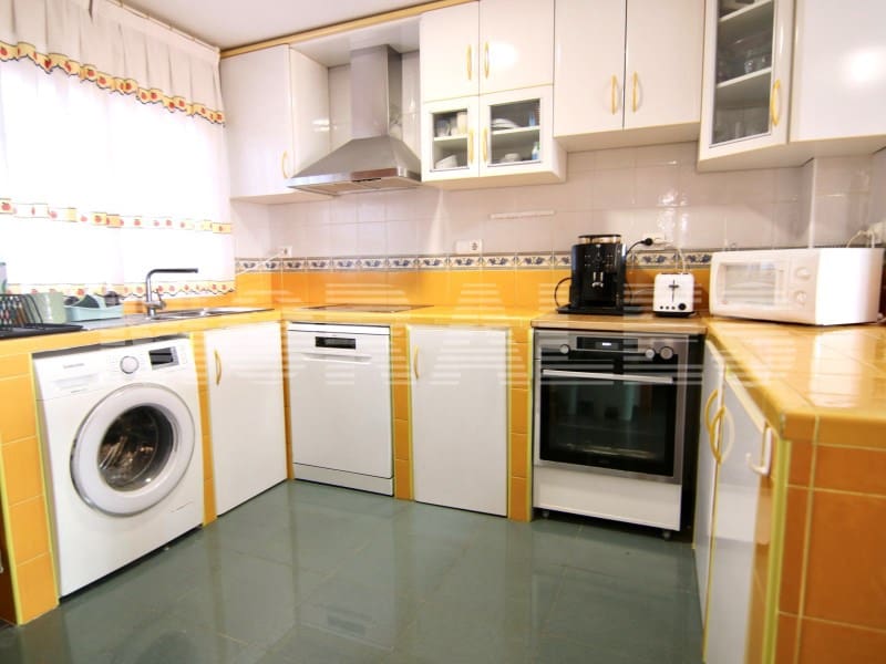3 bedroom Semi-detached Villa for sale in Alamillo - € 320,000 (Ref: 9001775)
