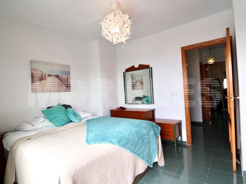 3 bedroom Semi-detached Villa for sale in Alamillo - € 320,000 (Ref: 9001775)