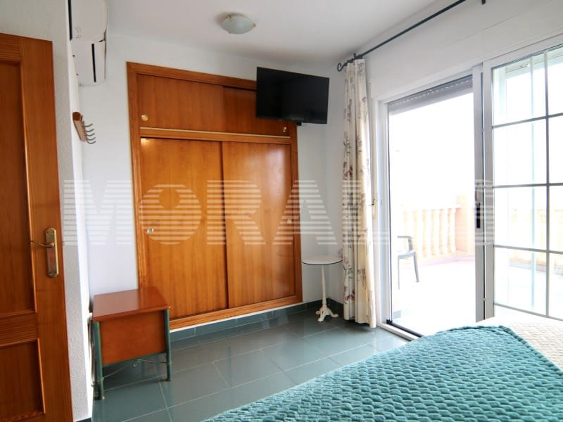 3 bedroom Semi-detached Villa for sale in Alamillo - € 320,000 (Ref: 9001775)