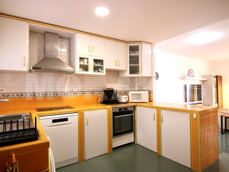 3 bedroom Semi-detached Villa for sale in Alamillo - € 320,000 (Ref: 9001775)