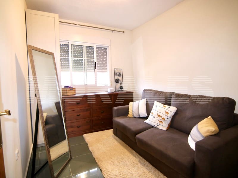 3 bedroom Semi-detached Villa for sale in Alamillo - € 320,000 (Ref: 9001775)