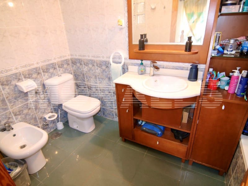 3 bedroom Semi-detached Villa for sale in Alamillo - € 320,000 (Ref: 9001775)