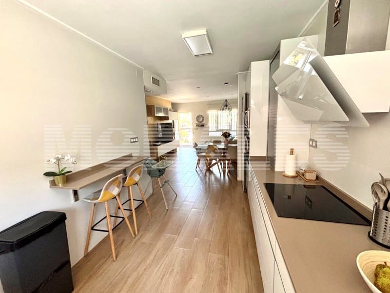 4 soveværelse Lejlighed til salg i Puerto de Mazarron med garage - € 240.000 (Ref: 9078291)