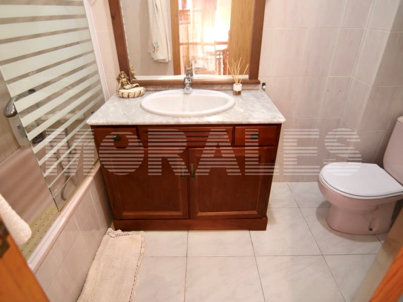 4 soveværelse Lejlighed til salg i Puerto de Mazarron med garage - € 180.000 (Ref: 9085826)