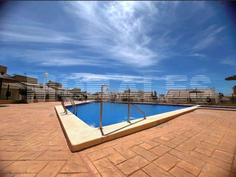 4 soverom Kjedet enebolig til salgs i Alamillo - € 299 000 (Ref: 9114401)