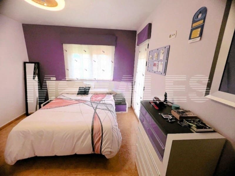 4 soverom Kjedet enebolig til salgs i Alamillo - € 299 000 (Ref: 9114401)