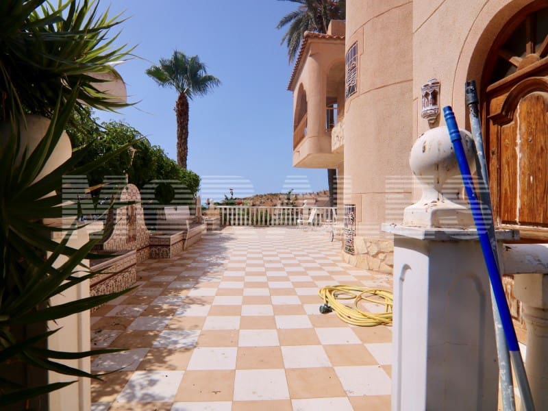 4 soverom Villa til salgs i Alamillo med garasje - € 350 000 (Ref: 9166084)