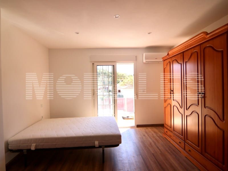 3 soveværelse Byhus til salg i Isla Plana med garage - € 370.000 (Ref: 9236930)