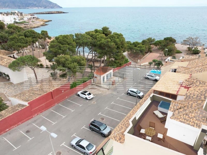 3 soveværelse Byhus til salg i Isla Plana med garage - € 370.000 (Ref: 9236930)