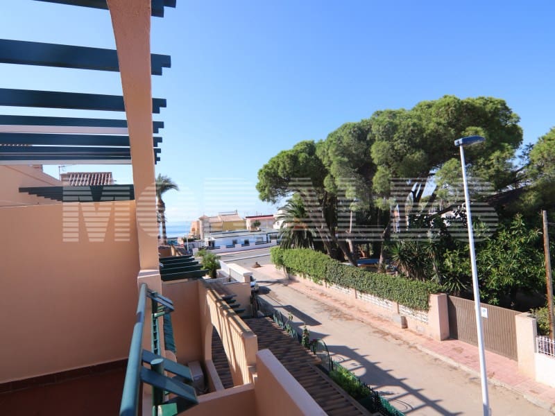 3 soveværelse Byhus til salg i Puerto de Mazarron med swimmingpool garage - € 275.000 (Ref: 9285119)