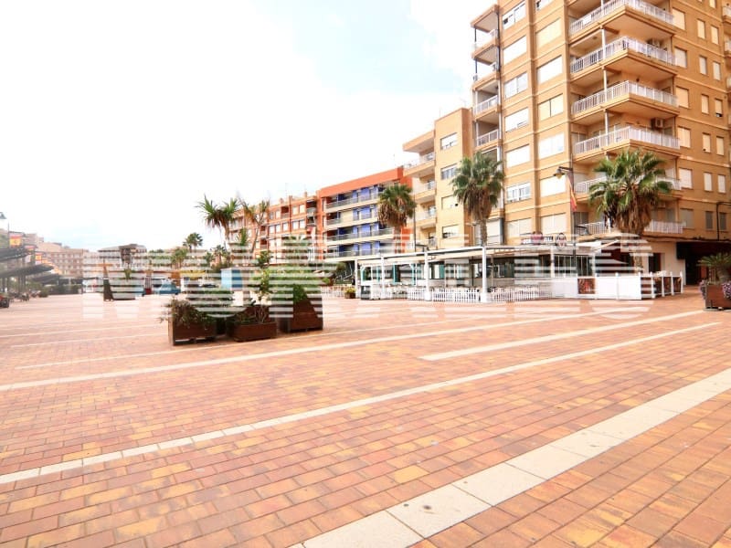 Erhverv til salg i Puerto de Mazarron - € 1.500.000 (Ref: 9321747)